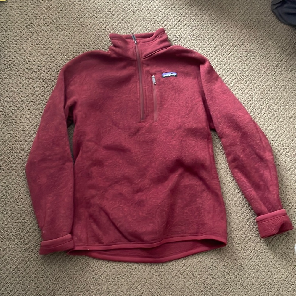Men’s red Patagonia quarter zip